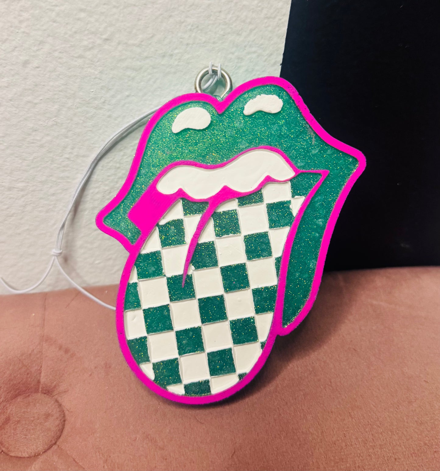 PREPPY RETRO FRESHIE