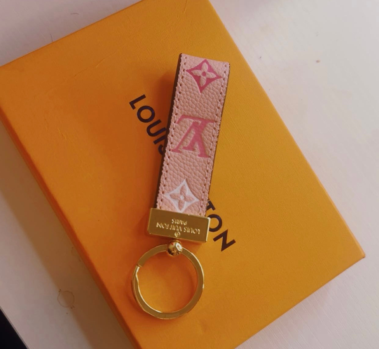 LINDS PINK KEYCHAIN