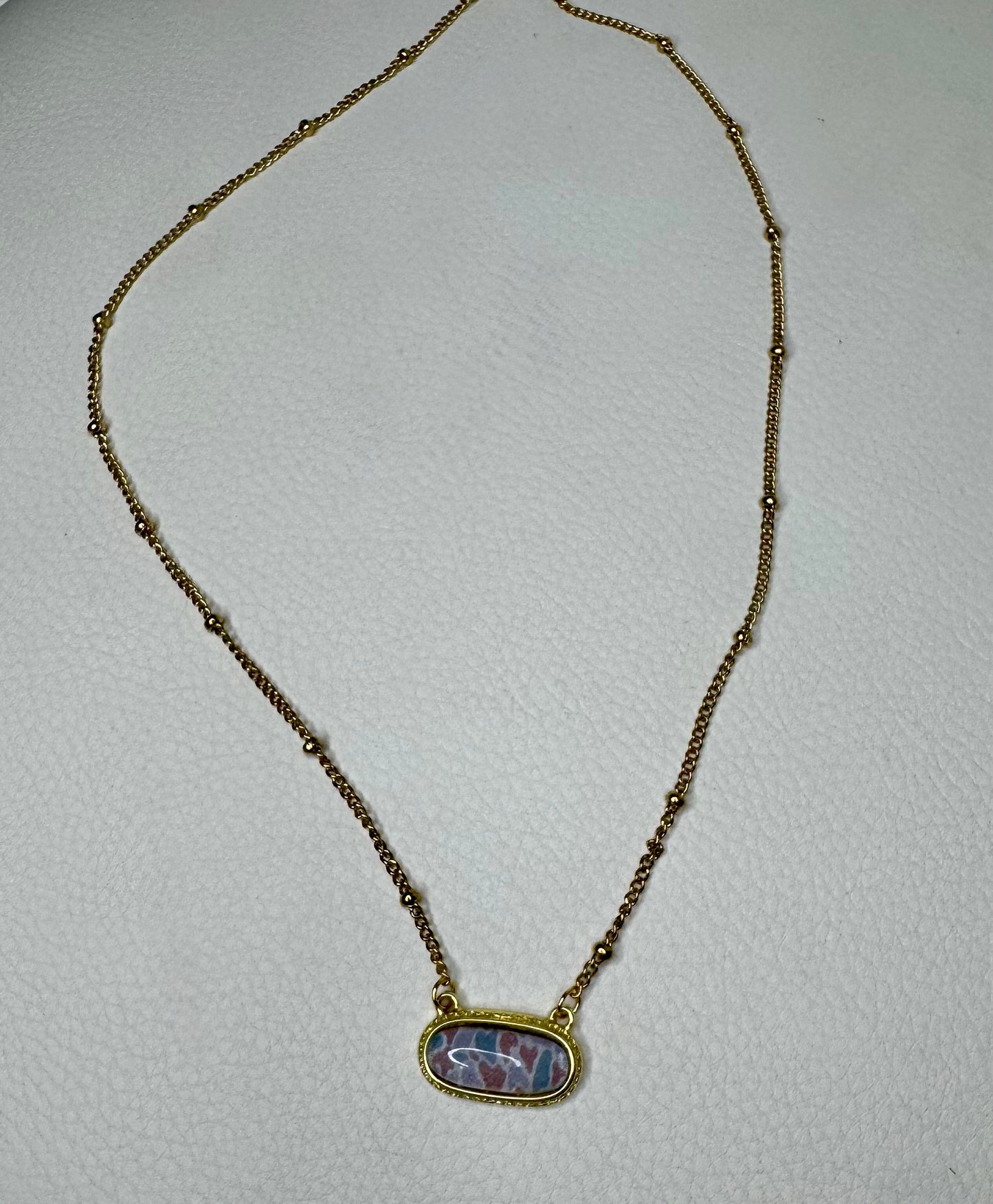 CAMO NECKLACE