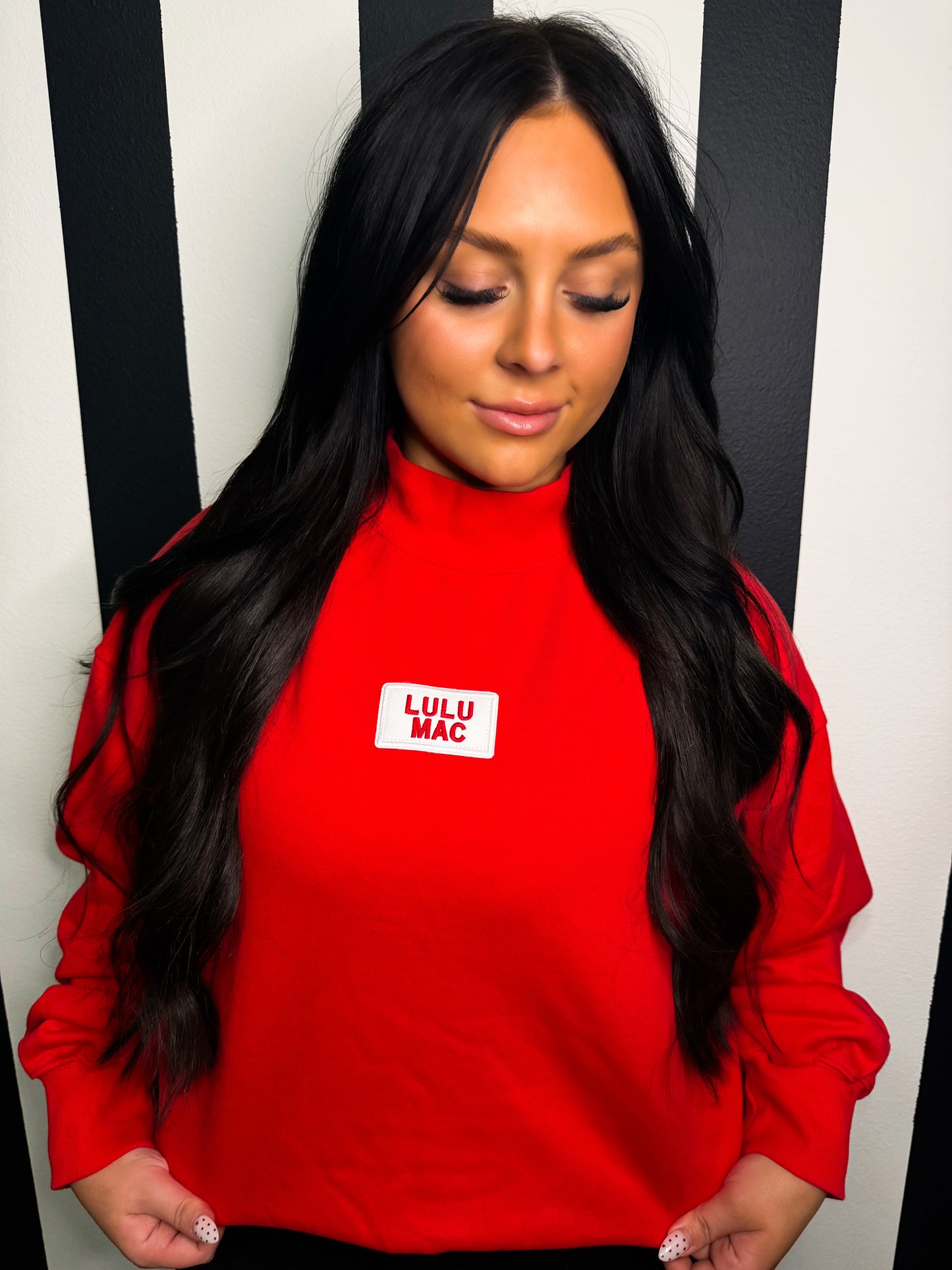 RED LULU MAC MOCKNECK