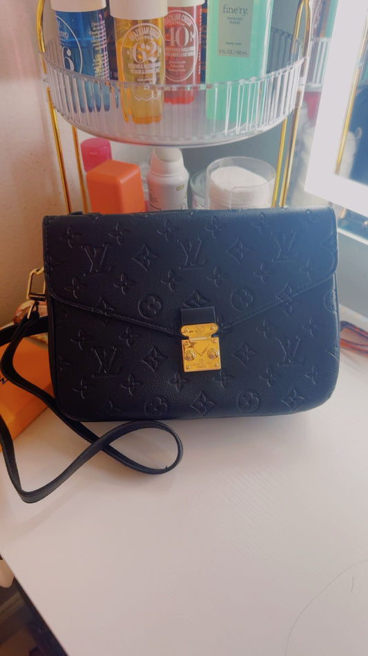 MIYAH BLK PURSE