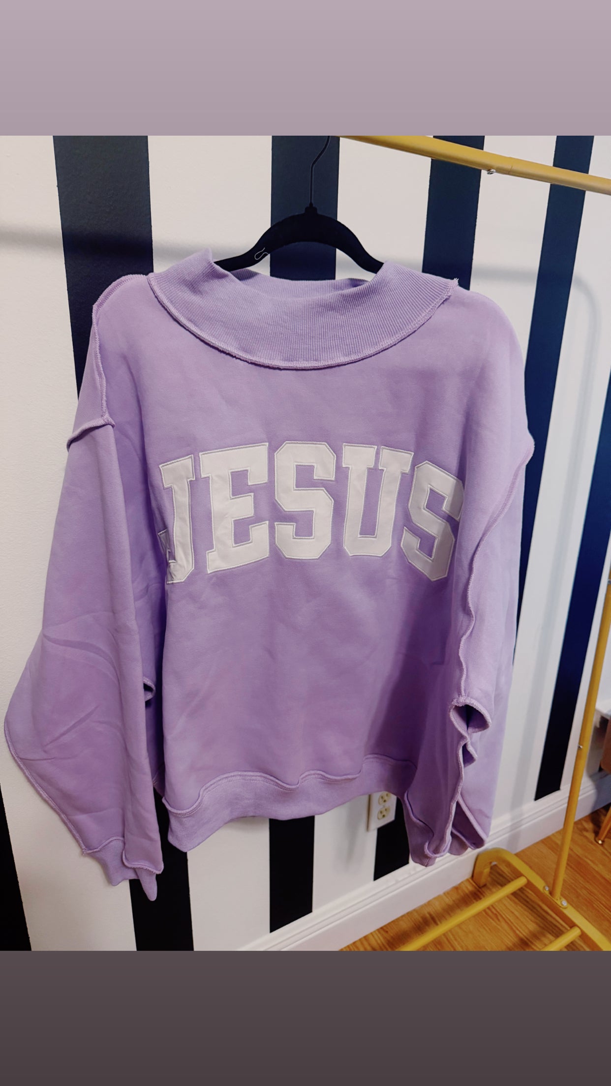 JESUS LAVENDER MOCKNECK