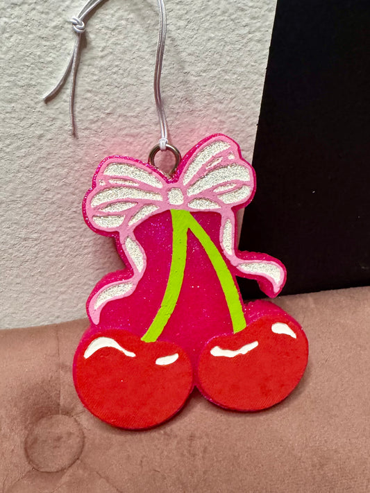 CHERRY BOW FRESHIE