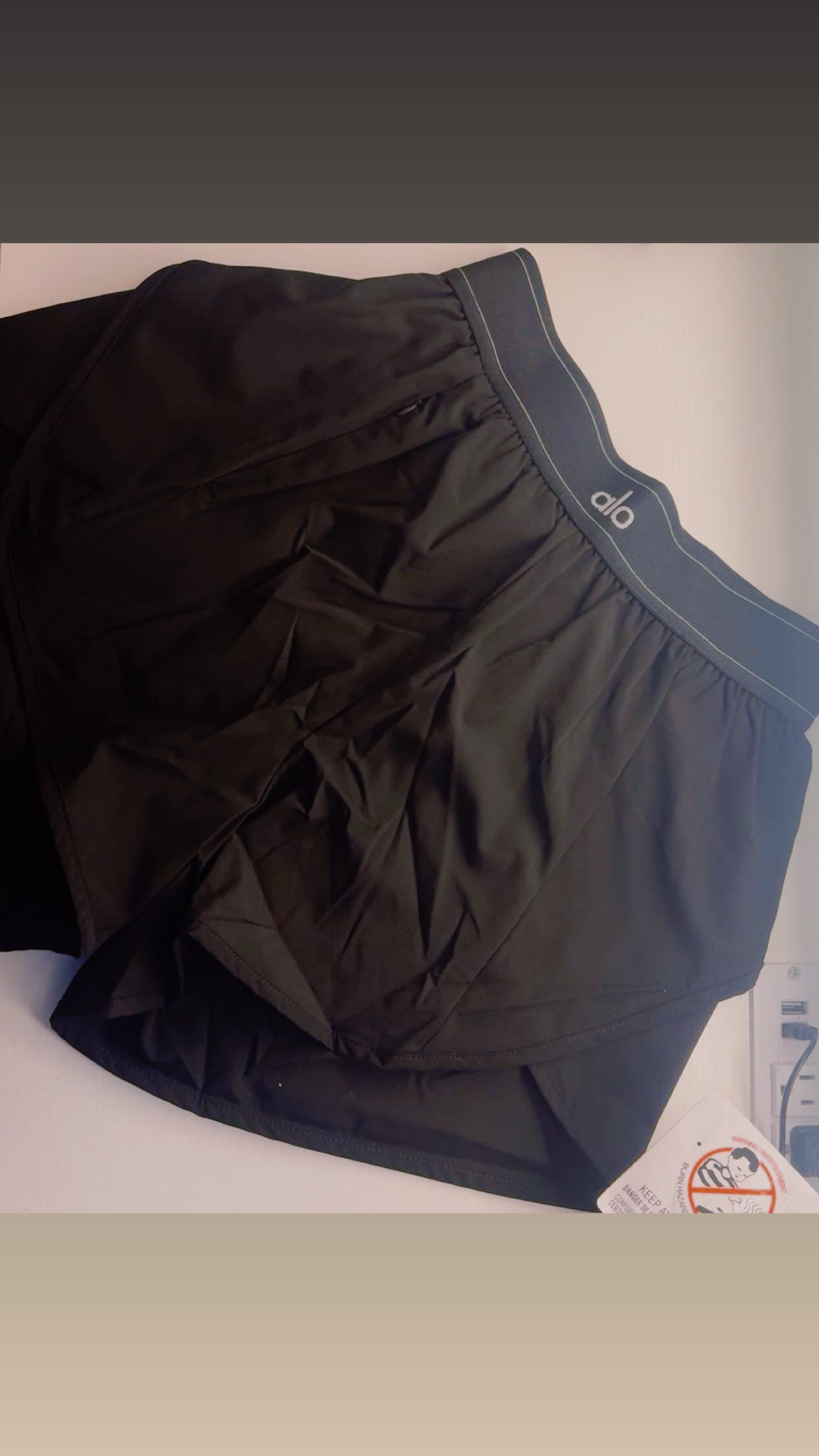 MK ATHLETIC SHORTS