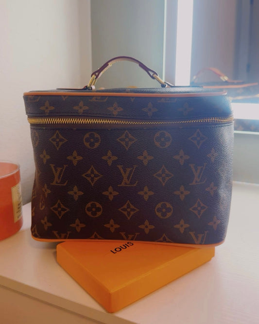 MK BEAUTY BAG (XL)