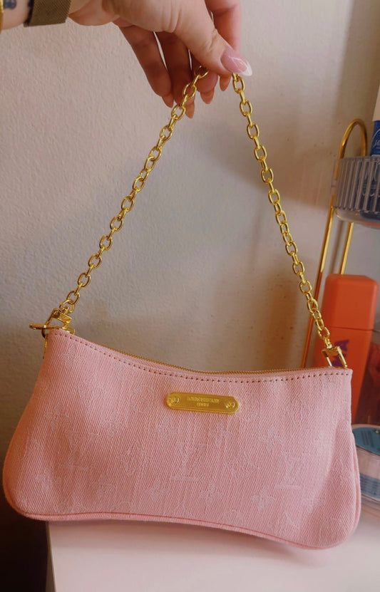 THE LACEY PURSE