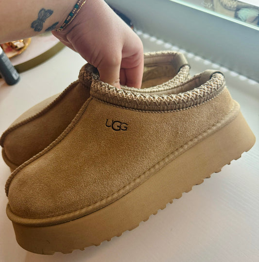MK SLIPPERS