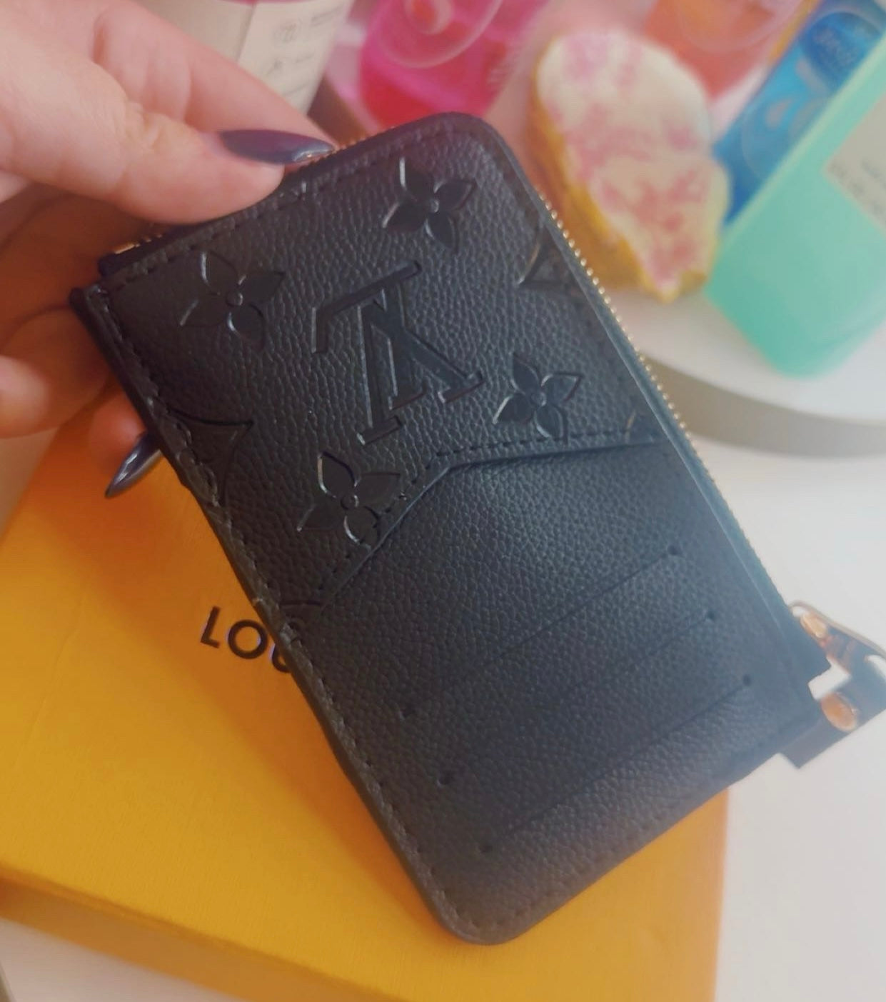 EMILY BLK WALLET/KEYCHAIN